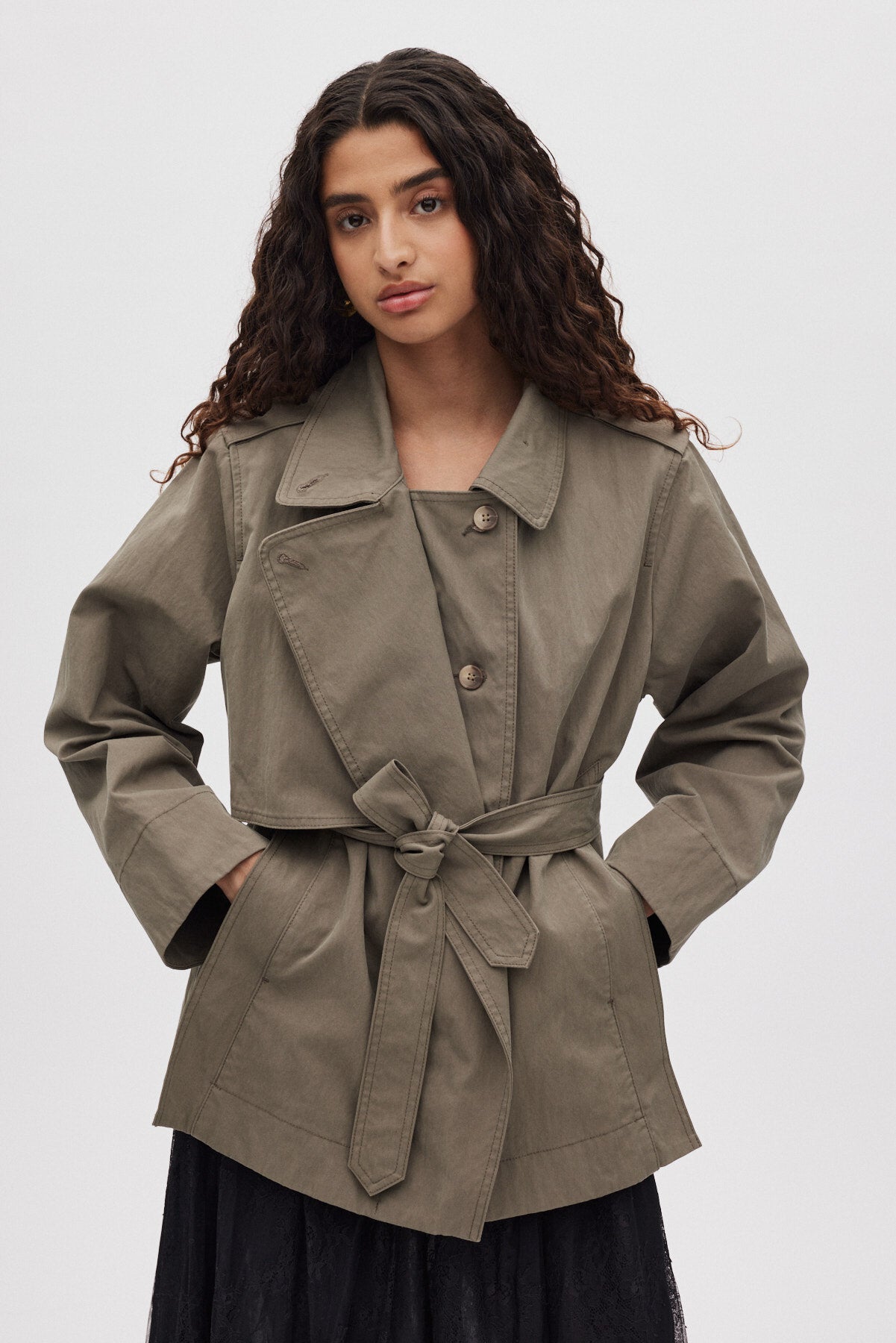 Nadira utility cropped jakke - Asphalt